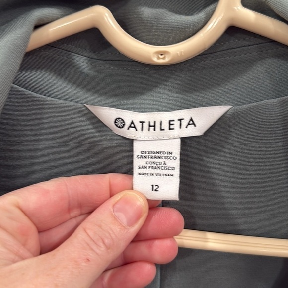 Athleta Eastbound Blazer Minimalistic Grey  Travel Jacket Coat #986273 Size 12 - Picture 6 of 11